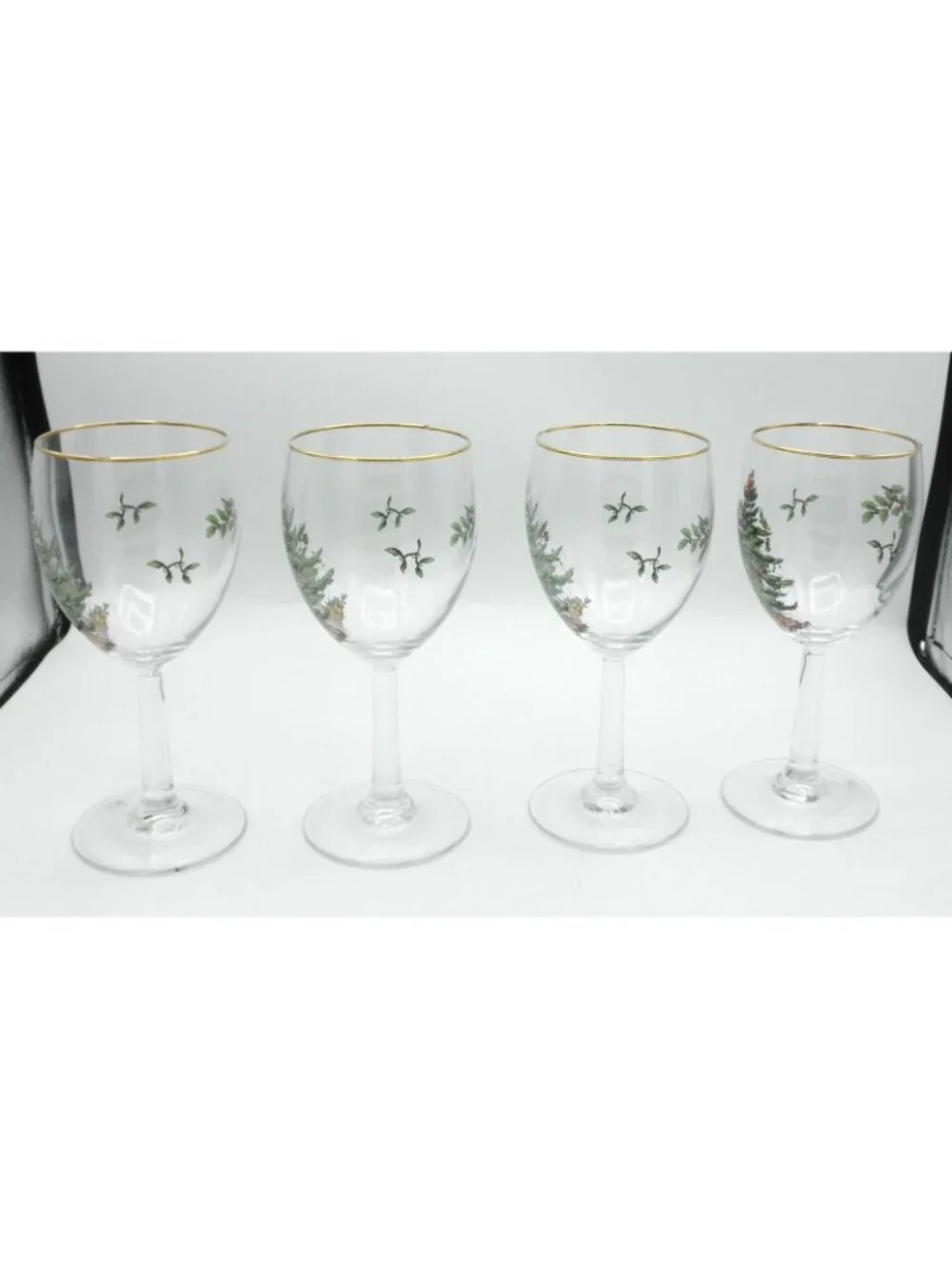 Spode Christmas Tree 12 Ounce Wine Glasses Set of 4 SEE FLAWS PLEASE